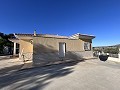 Wunderschöne Villa mit Pool und Bergblick in Petrer in Spanish Fincas