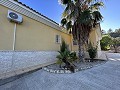 Wunderschöne Villa mit Pool und Bergblick in Petrer in Spanish Fincas