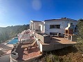 Acogedora Villa con Piscina y Vistas Panoramicas a la Montaña en Petrer in Spanish Fincas