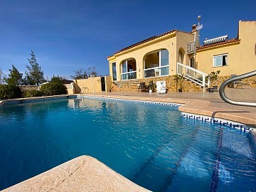 Belle maison rurale avec piscine à Pinoso