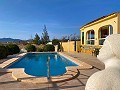 Belle maison rurale avec piscine à Pinoso in Spanish Fincas