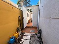 Hermosa villa de 2 dormitorios y 2 baños completamente renovada in Spanish Fincas