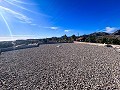 Charmante Villa met Zomerse Keuken en Gastenhuis op 15 Minuten van het Strand in Spanish Fincas