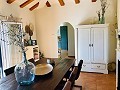 Exklusive Off-Grid-Villa auf dem Gipfel des Berges in Villena in Spanish Fincas