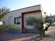 Beautiful villa with swimming pool in Spanish Fincas