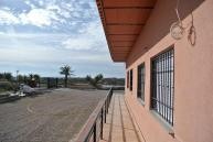 Gran Villa de nueva construcción con piscina in Spanish Fincas