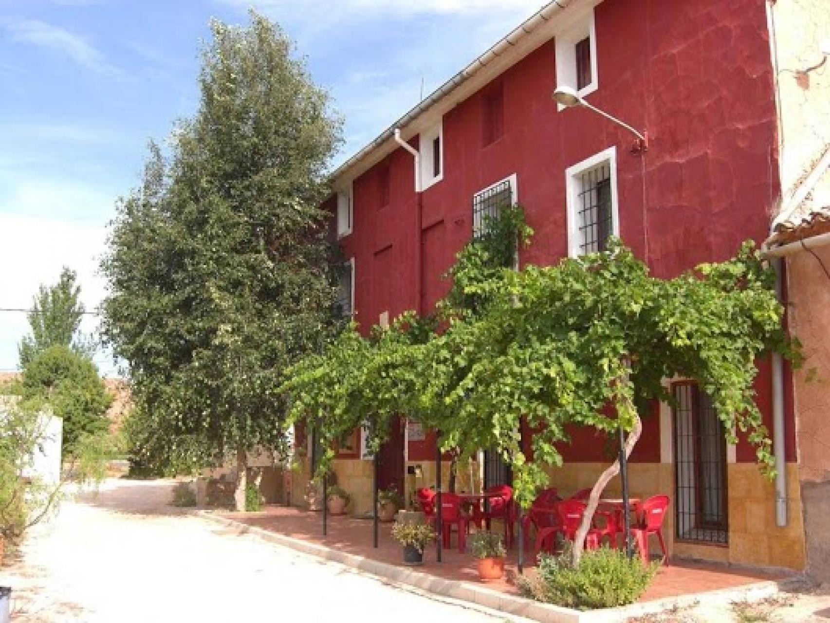 For sale: 10 bedroom commercial property in Pinoso / El Pinós, Costa Blanca