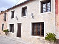 Incroyable maison de campagne entièrement réformée à Salinas (près de Sax) in Spanish Fincas