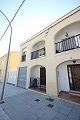 Dorfhaus mit Dachterrasse in Las Virtudes, Villena in Spanish Fincas