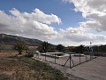 Maravillosa villa con piscina en Yecla in Spanish Fincas