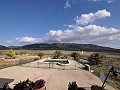 Superbe villa avec piscine à Yecla in Spanish Fincas