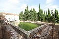 Maison de campagne avec piscine dans un bel endroit in Spanish Fincas