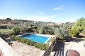 Villa individuelle à Monovar avec deux maisons d'hôtes et une piscine in Spanish Fincas