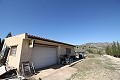 Villa de 4 dormitorios y 3 baños con garaje y jardín con espacio para una piscina in Spanish Fincas