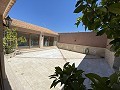 Gran Casa de Campo con negocio de mármol y plantación de uva in Spanish Fincas