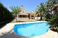 Grande Villa avec piscine et jardin in Spanish Fincas