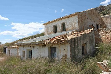 Parcela con ruinas en La Carche, Jumilla