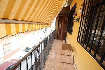 Gran casa de pueblo ideal para dividirla en dos apartamentos para alquilar