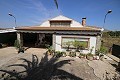 Detached Villa close to town in Caudete in Spanish Fincas