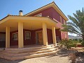 Schöne Villa in der Stadt in Salinas, Alicante in Spanish Fincas