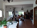 Atemberaubende Villa mit 6 Schlafzimmern, 3 Bädern und Solarium in Zarra, Valencia in Spanish Fincas