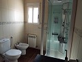 Superbe villa de 6 chambres et 3 salles de bain avec solarium à Zarra, Valence in Spanish Fincas