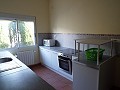 Prachtige villa met 6 slaapkamers en 3 badkamers met solarium in Zarra, Valencia in Spanish Fincas