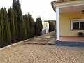 Prachtige villa met 6 slaapkamers en 3 badkamers met solarium in Zarra, Valencia in Spanish Fincas