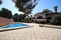 Superbe villa individuelle avec une deuxième maison, à distance de marche de Monovar in Spanish Fincas