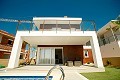 Moderna villa de 3 dormitorios y 3 baños en Gran Alacant in Spanish Fincas