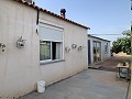 Villa with small guest house in Spanish Fincas