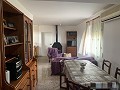 Villa with small guest house in Spanish Fincas