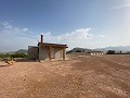 Villa with small guest house in Spanish Fincas