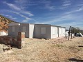 Schönes Holzchalet mit neuem Äußeren hinzugefügt in Spanish Fincas