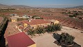 Luxe huis met 3 slaapkamers en bijgebouwen in Spanish Fincas