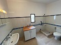 Große 4-Bett-Villa im Herzen der Baños de Fortuna in Spanish Fincas