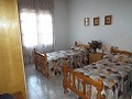 Plaza Townhouse with 5 Bedrooms in Ayora in Spanish Fincas