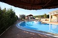 Bonito chalet independiente en Caudete con piscina in Spanish Fincas