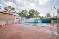 4-Bett-Villa mit Pool und Garage in Spanish Fincas