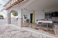 4-Bett-Villa mit Pool und Garage in Spanish Fincas