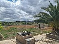 Großes 5-Bett-Landhaus mit Pool in Spanish Fincas