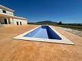 Neubau mit Pool in Pinoso in Spanish Fincas