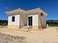 Nouvelle construction avec piscine à Pinoso in Spanish Fincas