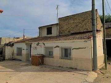 Maison de campagne de 3 chambres et dépôt de stockage à 10 minutes à pied de la ville de Barinas