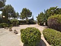 Belle Finca Spacieuse avec 9 Chambres, 3 Salles de Bain et Grande Piscine in Spanish Fincas