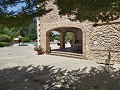 Belle Finca Spacieuse avec 9 Chambres, 3 Salles de Bain et Grande Piscine in Spanish Fincas