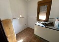 Enorme villa de 5 dormitorios y 3 baños con establos in Spanish Fincas