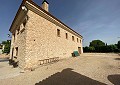 Enorme villa met 5 slaapkamers en 3 badkamers met stallen in Spanish Fincas