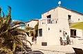 Atemberaubende Villa mit 7 Schlafzimmern und Pool in Barbarroja in Spanish Fincas