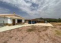 Superbe villa de 3 chambres et 3 salles de bain à Sax in Spanish Fincas